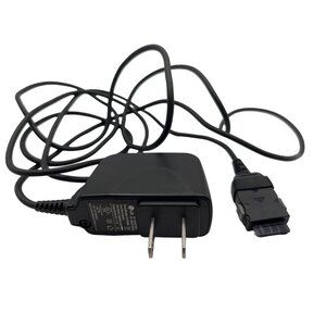 LG AC Adapter Charger 100-240V 50/60Hz Output 5.1V 0.7A 67g